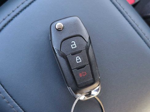 New 2025 Ford Maverick XL w/ Equipment Group 102A image 24