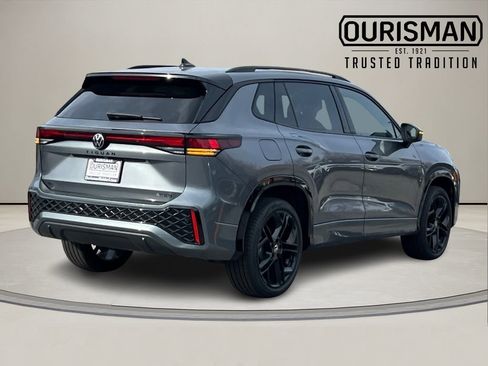 New 2026 Volkswagen Tiguan SE R-Line image 4