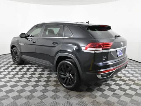 Certified 2023 Volkswagen Atlas Cross Sport SE w/ Black Wheel Package image 8