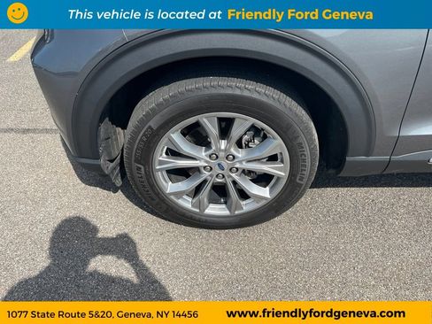 Used 2023 Ford Explorer XLT w/ Equipment Group 202A AWD/4WD image 9