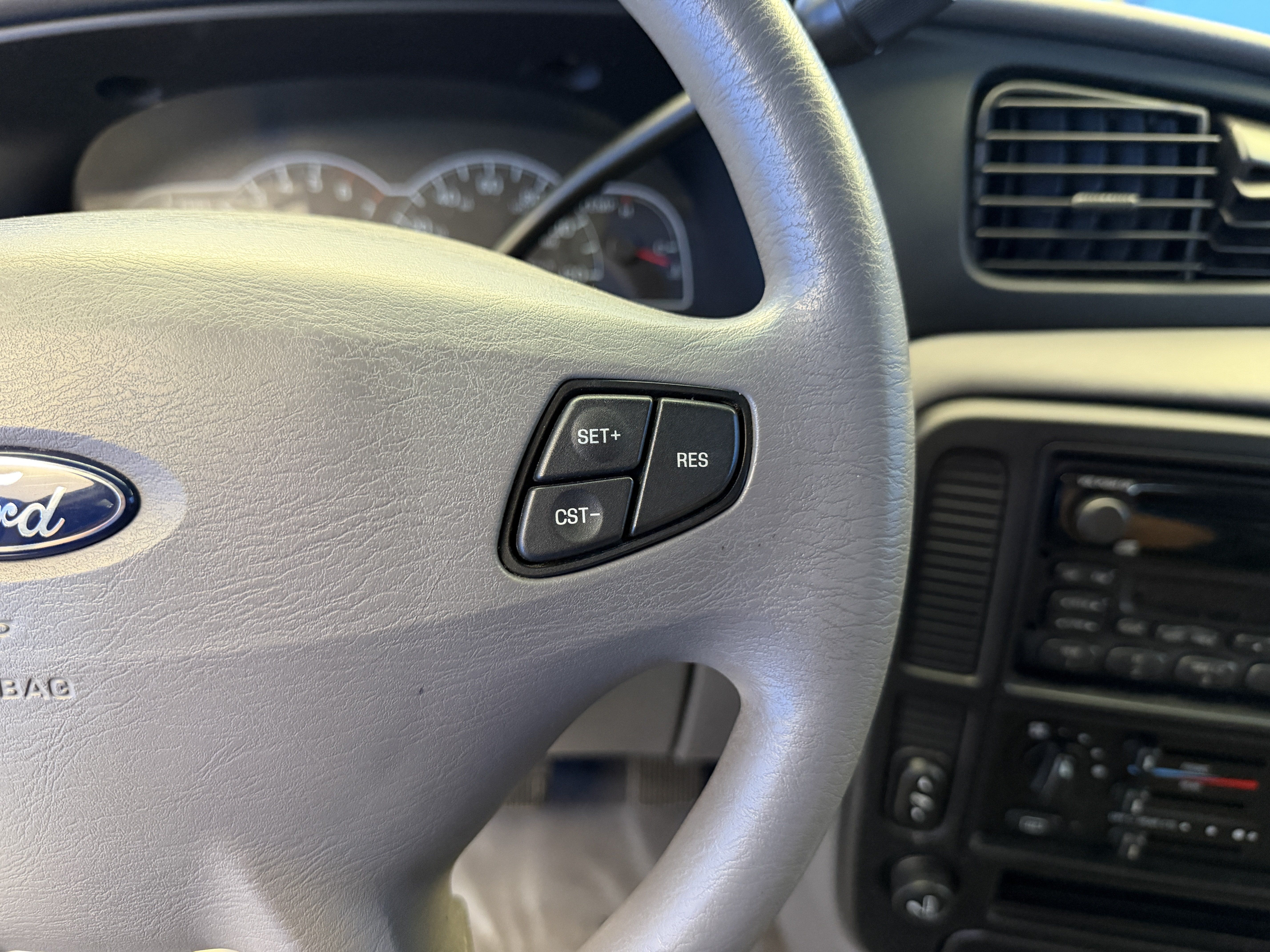 Used 2003 Ford Windstar LX FWD image 14