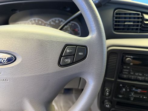 Used 2003 Ford Windstar LX FWD image 14