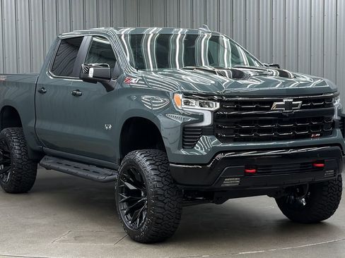 Used 2026 Chevrolet Silverado 1500 LT Trail Boss w/ LT Trail Boss Premium Package AWD/4WD image 7