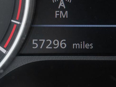 Used 2024 Nissan Sentra SV FWD image 26