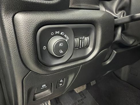 Used 2025 RAM 1500 Lone Star AWD/4WD image 15