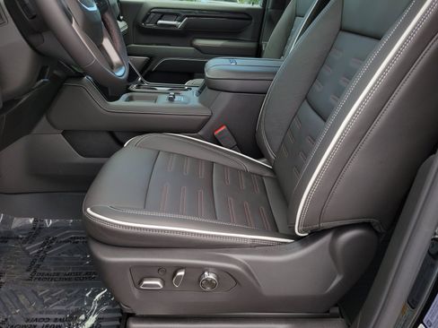 New 2025 GMC Sierra 2500 AT4X w/ AT4X AEV Edition image 6