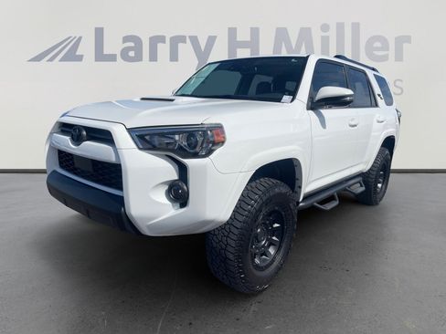 Certified 2023 Toyota 4Runner TRD Off-Road Premium w/ Moonroof Package image 1