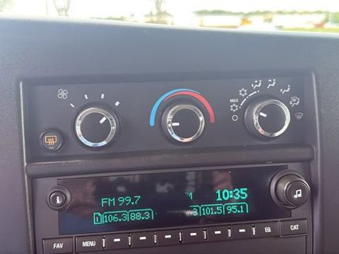 Used 2023 Chevrolet Express 3500 LT w/ LT Preferred Equipment Group RWD image 19