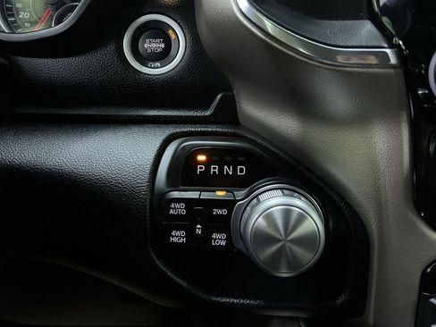Used 2019 RAM 1500 Laramie w/ Sport Appearance Package AWD/4WD image 25