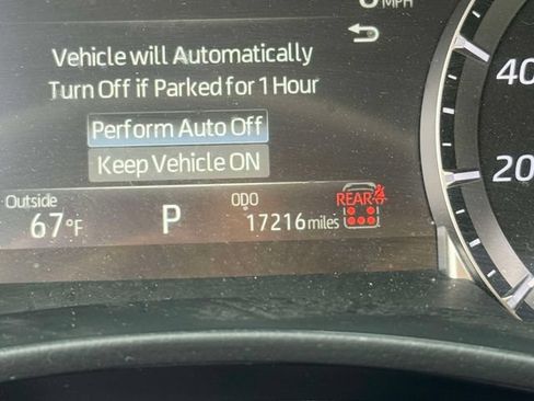 Certified 2025 Toyota Highlander XLE AWD/4WD image 29