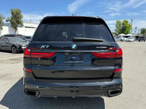 Used 2021 BMW X7 xDrive40i w/ M Sport Package AWD/4WD image 6