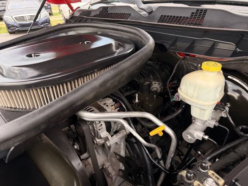 Used 2014 RAM 1500 Express RWD image 41