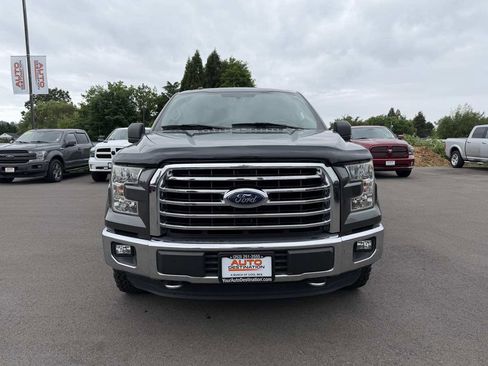 Used 2016 Ford F150 XLT w/ Equipment Group 302A Luxury AWD/4WD image 3