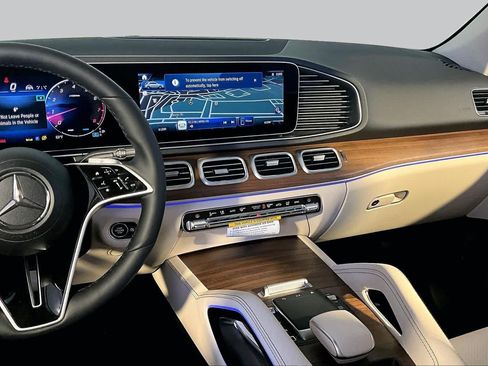 New 2026 Mercedes-Benz GLE 350 4MATIC image 8