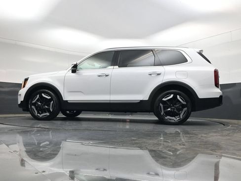 Used 2025 Kia Telluride S FWD image 45
