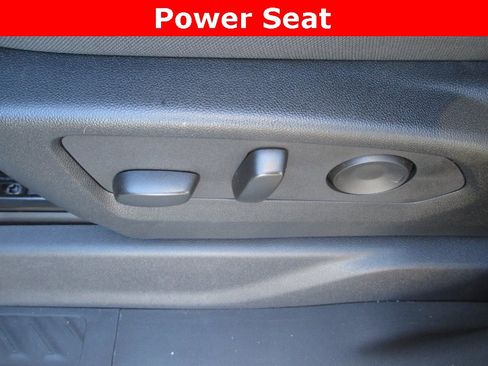 Certified 2025 Chevrolet Silverado 2500 Custom w/ Custom Convenience Package image 20