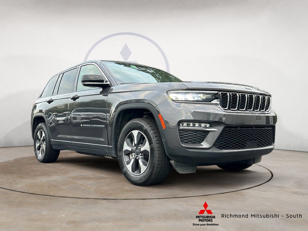 Used 2024 Jeep Grand Cherokee Limited 4xe AWD/4WD image 1
