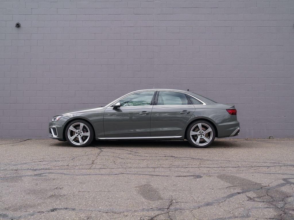 Used 2023 Audi S4 Premium Plus AWD/4WD image 2