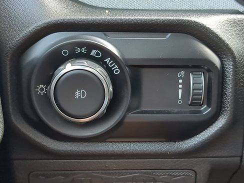 Used 2024 Jeep Wrangler Unlimited Sport AWD/4WD image 26