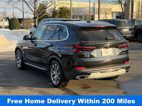 Used 2025 BMW X5 xDrive50e image 8