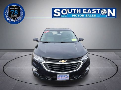 Used 2021 Chevrolet Equinox LT image 3