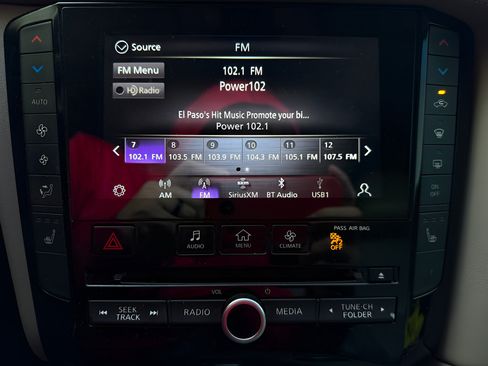 Used 2023 INFINITI QX50 Luxe FWD image 32