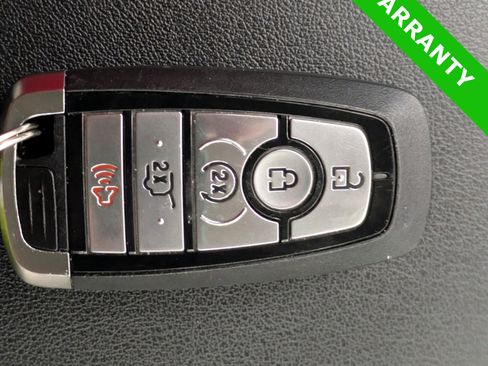 Certified 2023 Ford Edge Titanium image 34