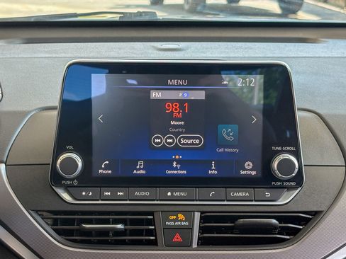 Used 2024 Nissan Altima 2.5 SR FWD image 30