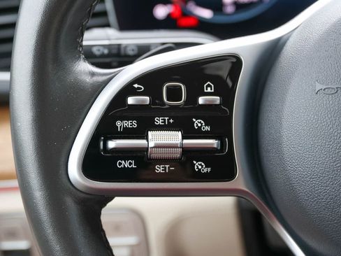 Used 2020 Mercedes-Benz GLE 450 4MATIC image 25
