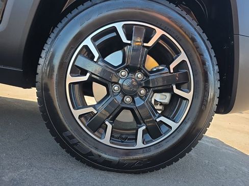 Used 2023 Jeep Renegade Trailhawk w/ Sun/Sound Group AWD/4WD image 9