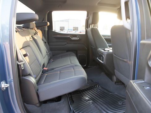 Used 2024 GMC Sierra 1500 Elevation w/ X31 Off-Road Package AWD/4WD image 14