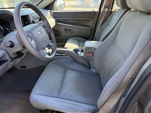 Used 2007 Jeep Grand Cherokee Laredo AWD/4WD image 15