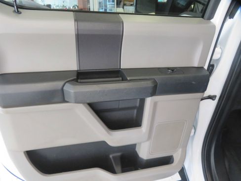 Used 2019 Ford F150 XL w/ Equipment Group 101A Mid AWD/4WD image 18