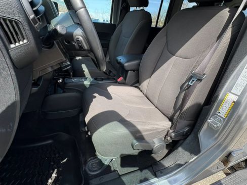 Used 2016 Jeep Wrangler Unlimited Sport w/ Quick Order Package 24S image 13