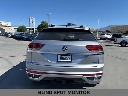 Used 2023 Volkswagen Atlas Cross Sport SEL Premium R-Line AWD/4WD image 4