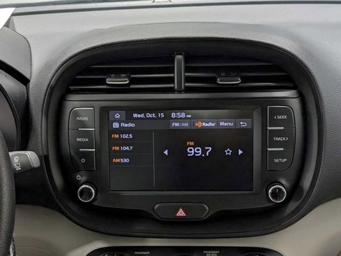 Certified 2023 Kia Soul LX image 17