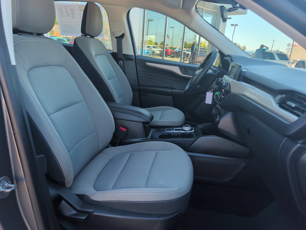 Used 2022 Ford Escape S FWD image 21