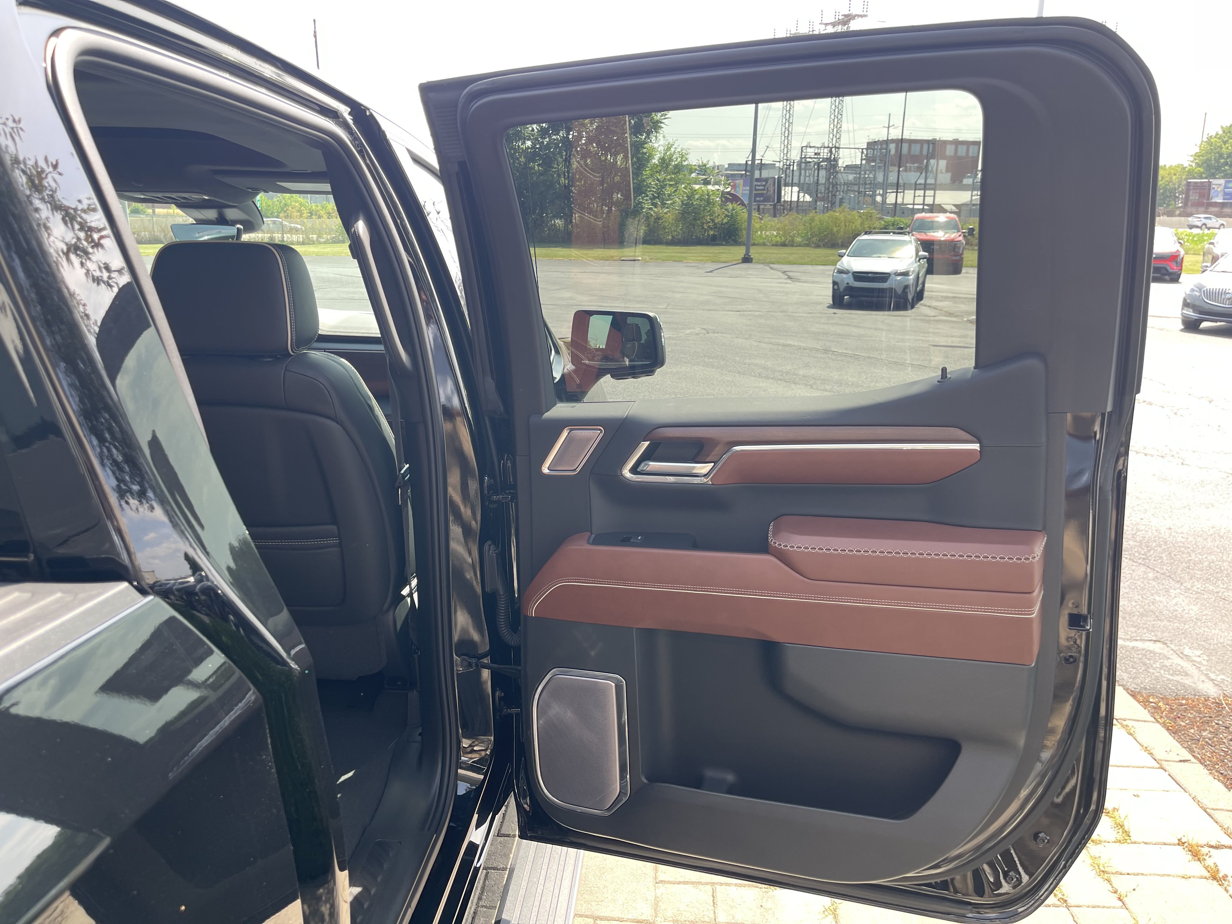 Used 2023 GMC Sierra 1500 Denali Ultimate AWD/4WD image 26