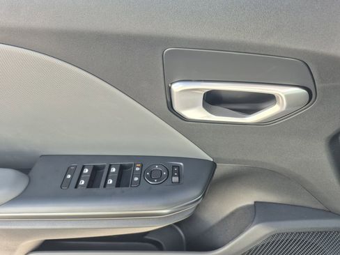 New 2026 Kia K4 LXS image 7