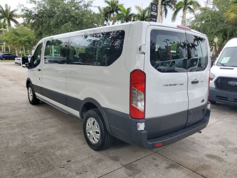 Used 2023 Ford Transit 350 XLT RWD image 4