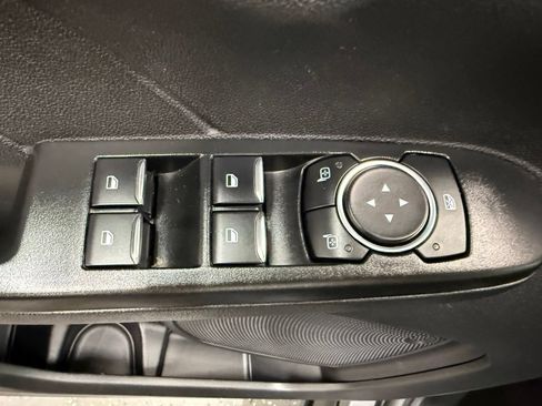 Used 2025 Ford Escape Active AWD/4WD image 10