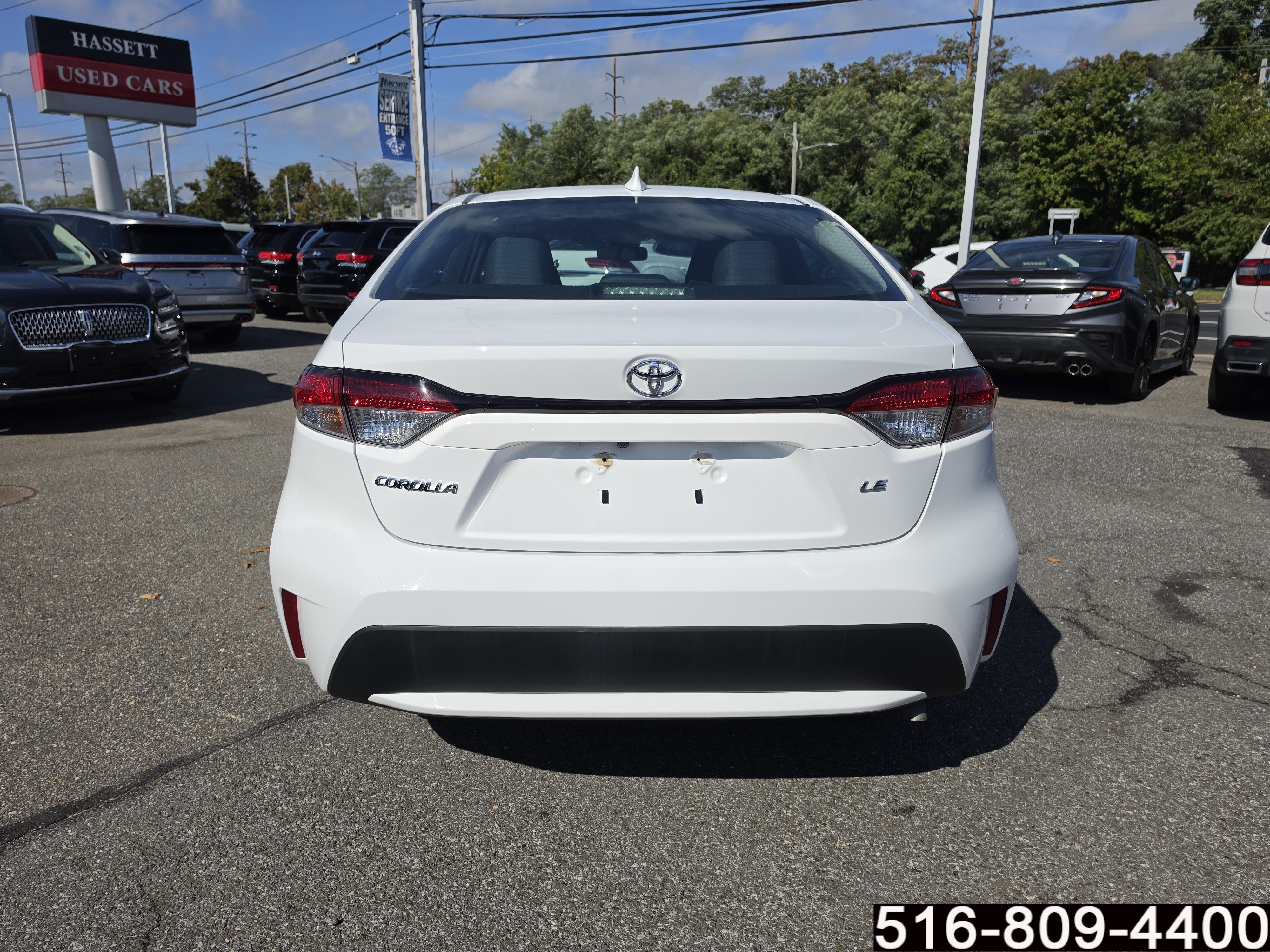 Used 2020 Toyota Corolla LE FWD image 5