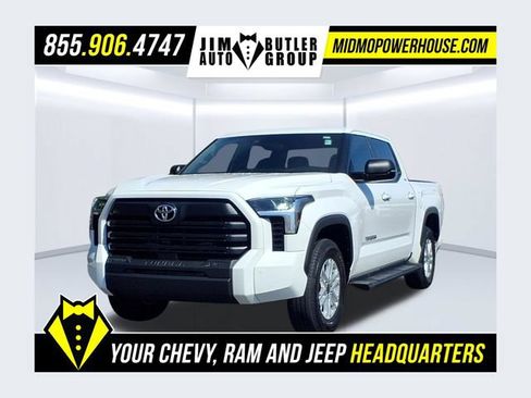 Used 2026 Toyota Tundra SR5 w/ SR5 Premium Package RWD image 1