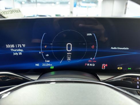 Used 2024 Cadillac Lyriq Luxury RWD image 34