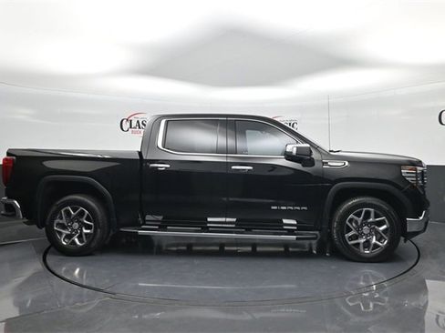 Used 2022 GMC Sierra 1500 SLT image 6