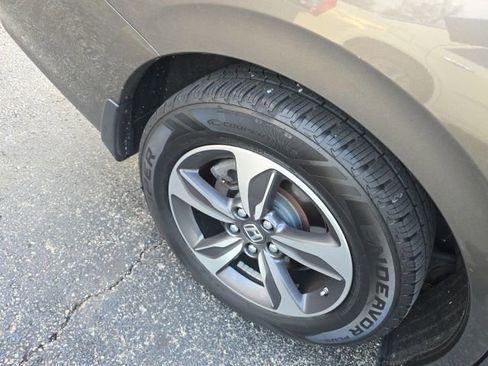 Used 2019 Honda Odyssey Touring image 8