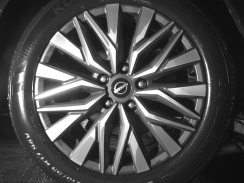 Used 2025 Nissan Altima 2.5 SV FWD image 15