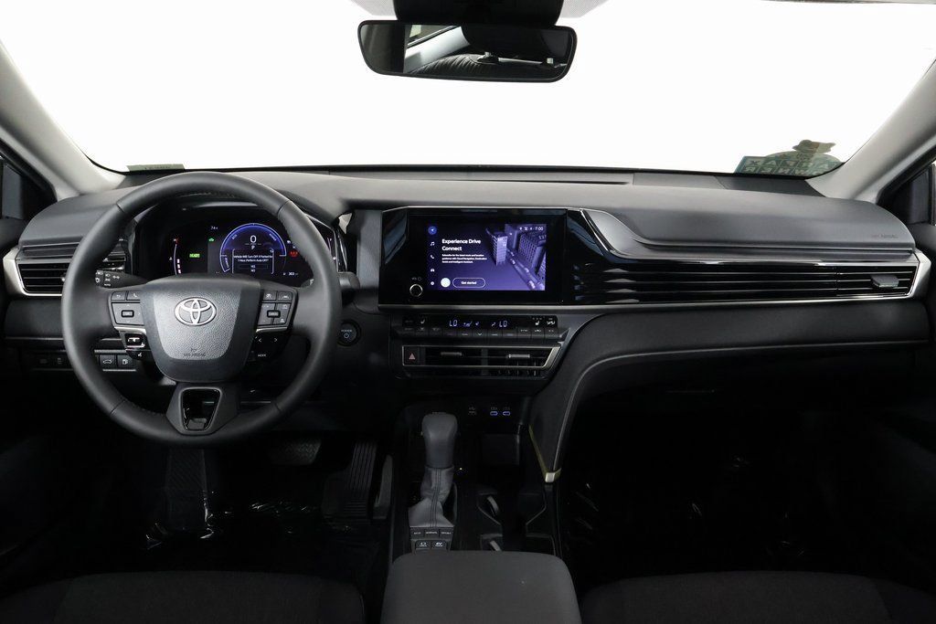Used 2026 Toyota Camry LE w/ Convenience Package FWD image 8