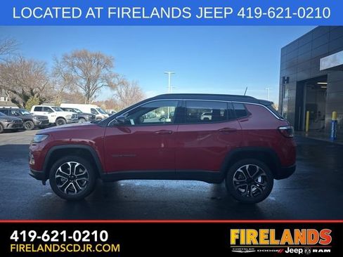 Used 2023 Jeep Compass Limited image 5