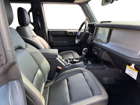 New 2025 Ford Bronco Outer Banks image 18
